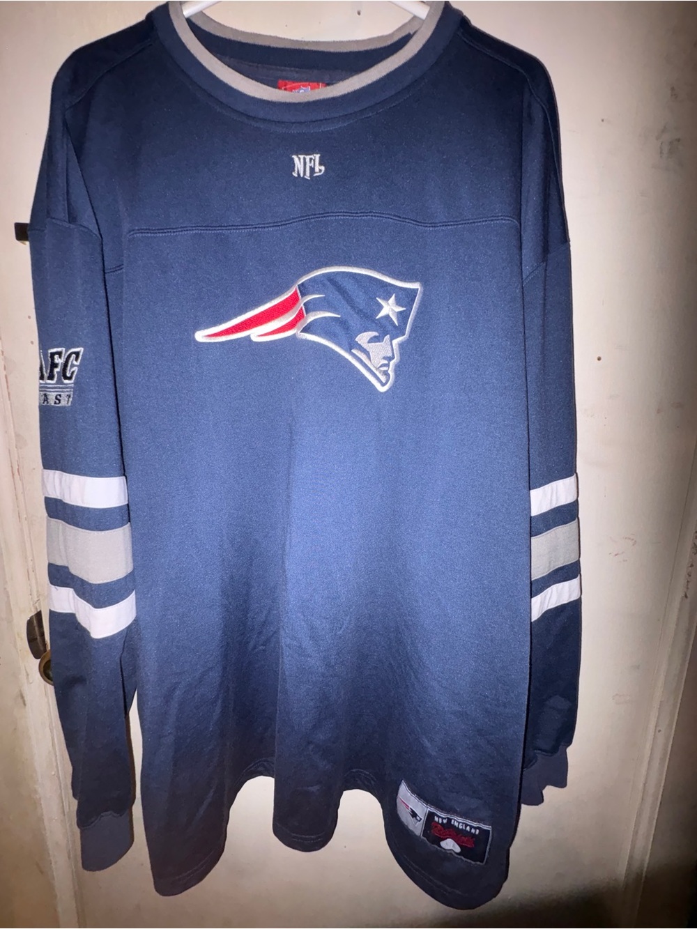 Vintage New England Patriots Navy NFL Pullover Sweatshirt